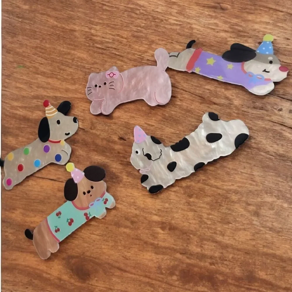 Playful Dog and Cat Hair Clip Set New In Package
